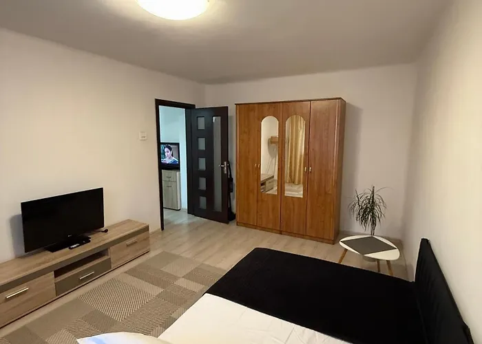 Densia In Close To The Center Daire *